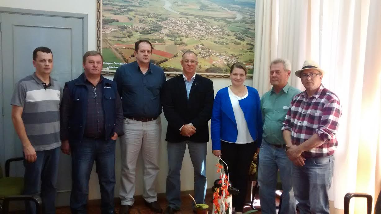 GERENCIA REGIONAL DA EMATER-ASCAR RS VISITA ROQUE GONZALES.